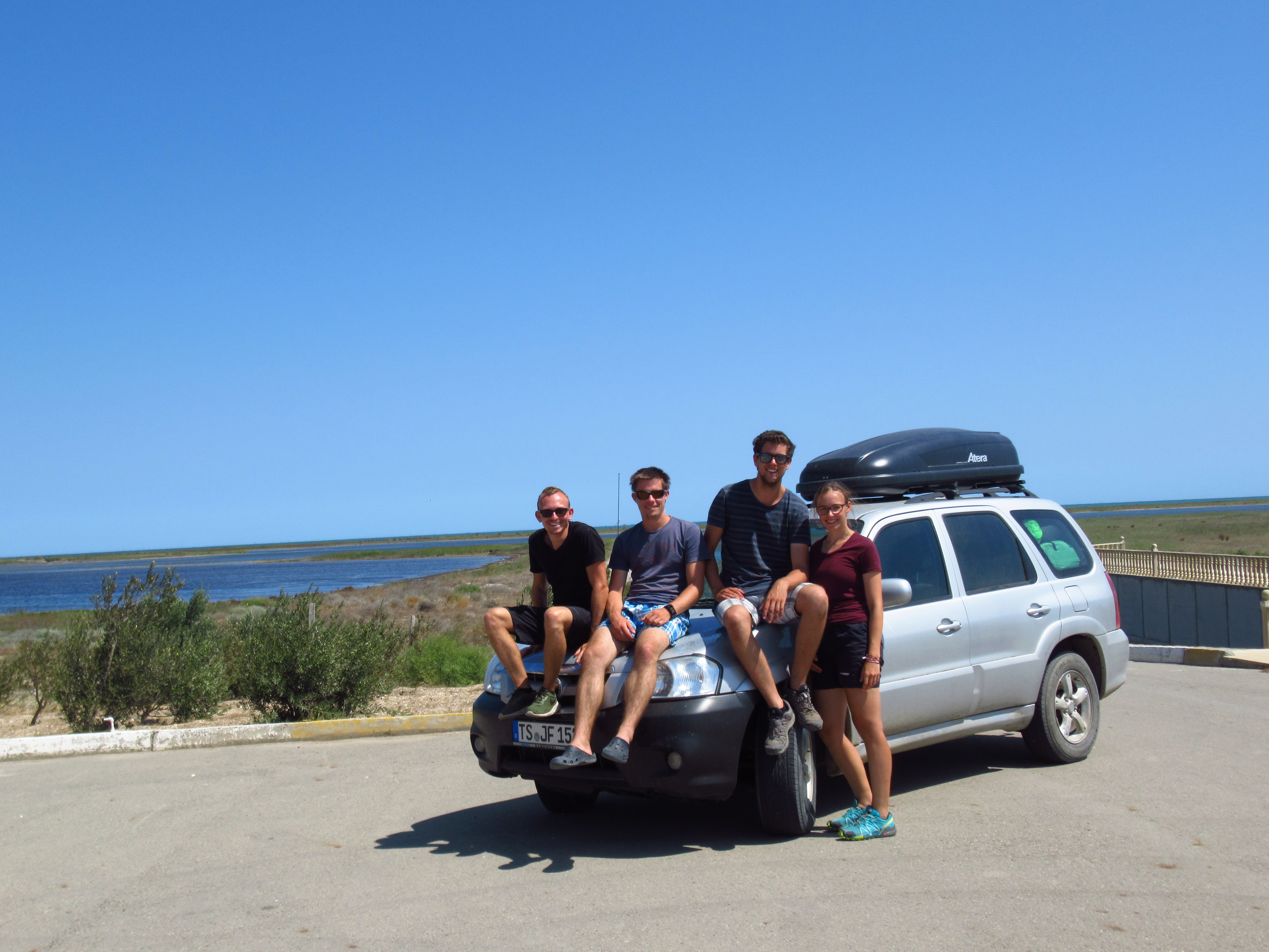 4 Freunde auf Roadtrip unterwegs