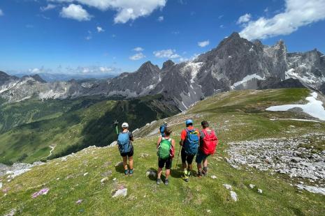 Ortsgruppe Traunreut bei einer Wanderung