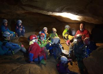 Gruppenbild in der Höhle